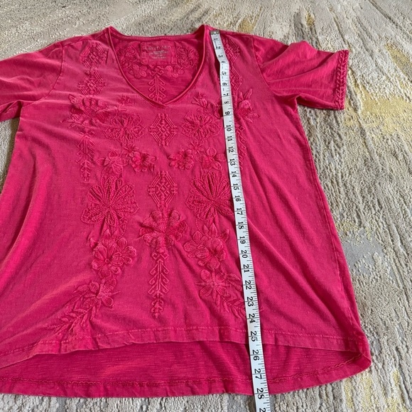 Karyn Seo Marya Geometric Floral Embroidered V-Neck Short Sleeve Top large - Picture 5 of 8